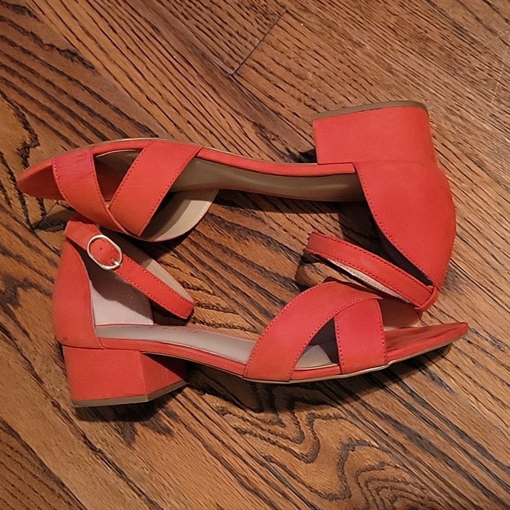 Size 9 Kelly & Katie block-heel Roseta peach sandals